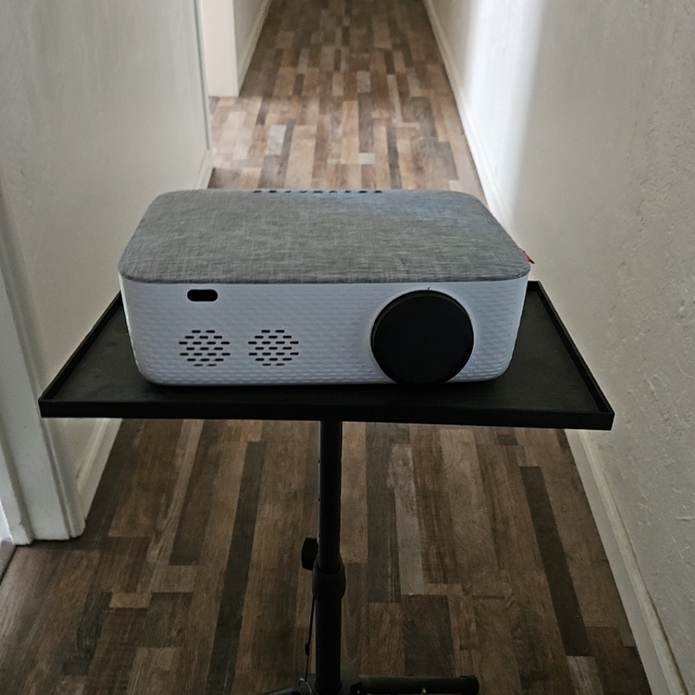 Fangor Projector with adjustable stand and 120inch 4k screen
